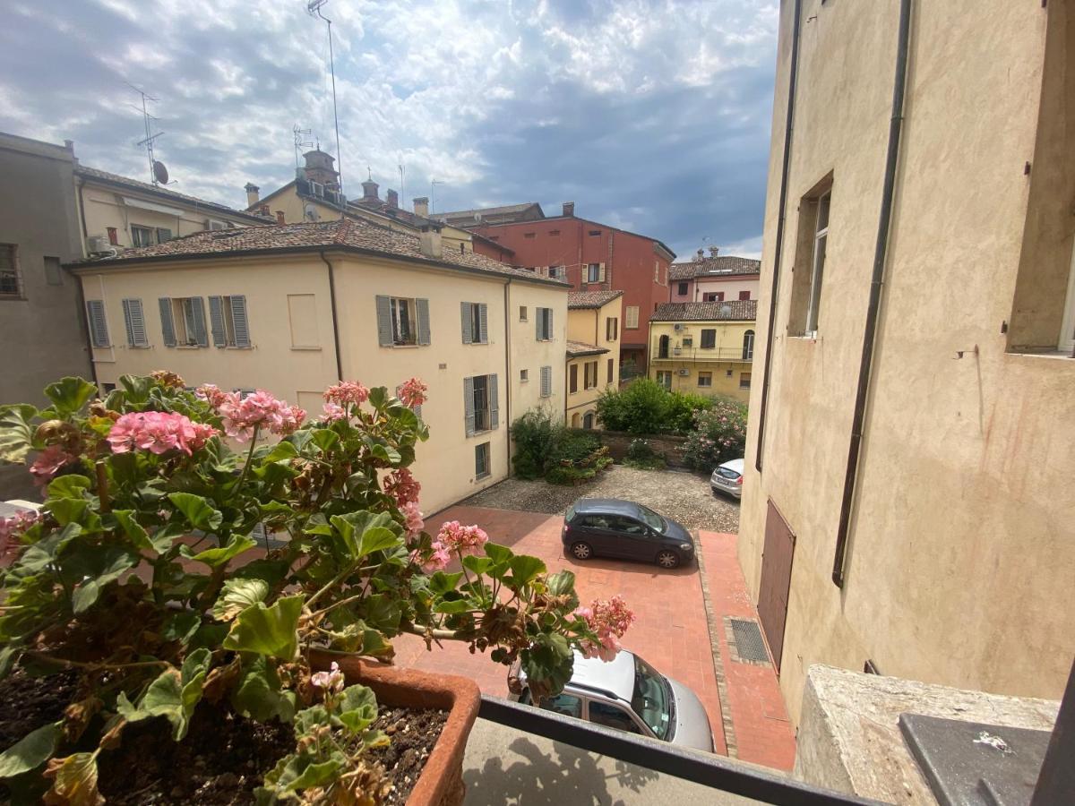 Lhe Sweet Apartment Cesena Eksteriør bilde